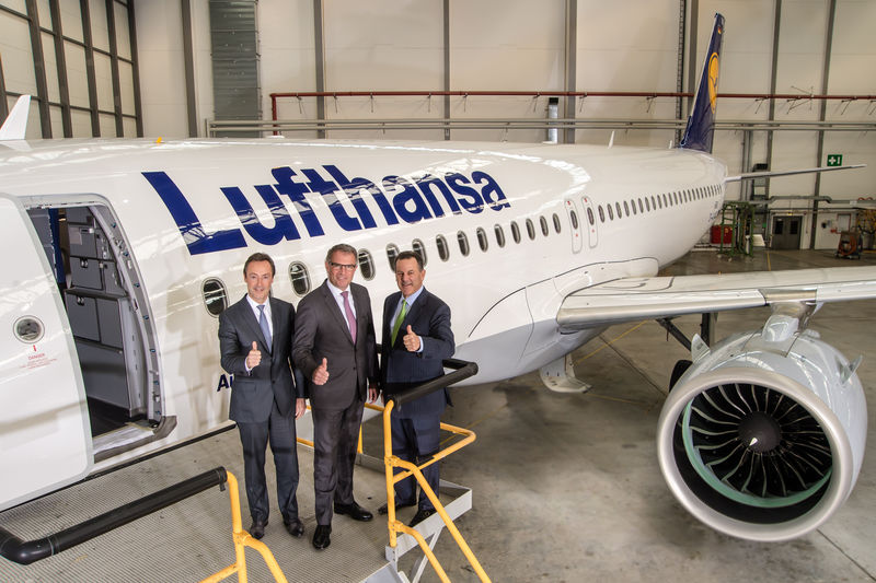 A320neo_Lufthansa_becomes_launch_customer_4